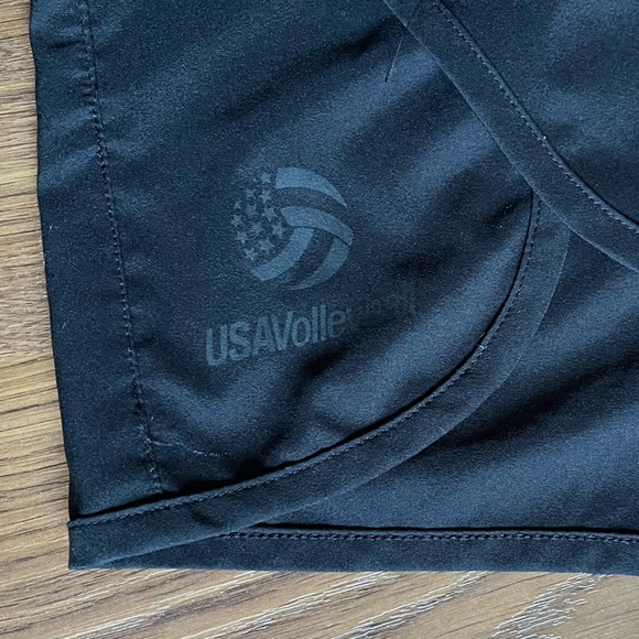 Black Adidas Shorts Medium - Picture 2 of 4
